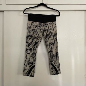 Lululemon Run Inspire Crop Marble Print